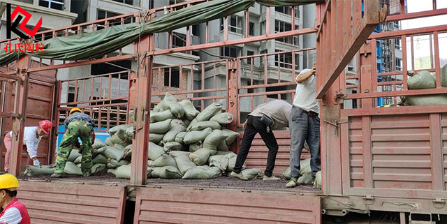 株洲某小區(qū)陶?；靥?>
				</a>
			</li>
						<li>
				<a href=